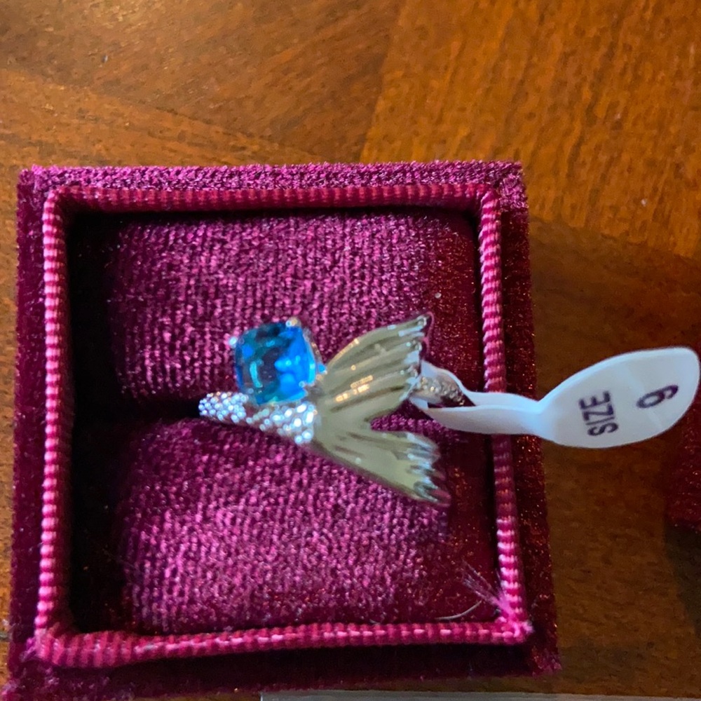 Bomb party mermaid’s tail ring new with tags